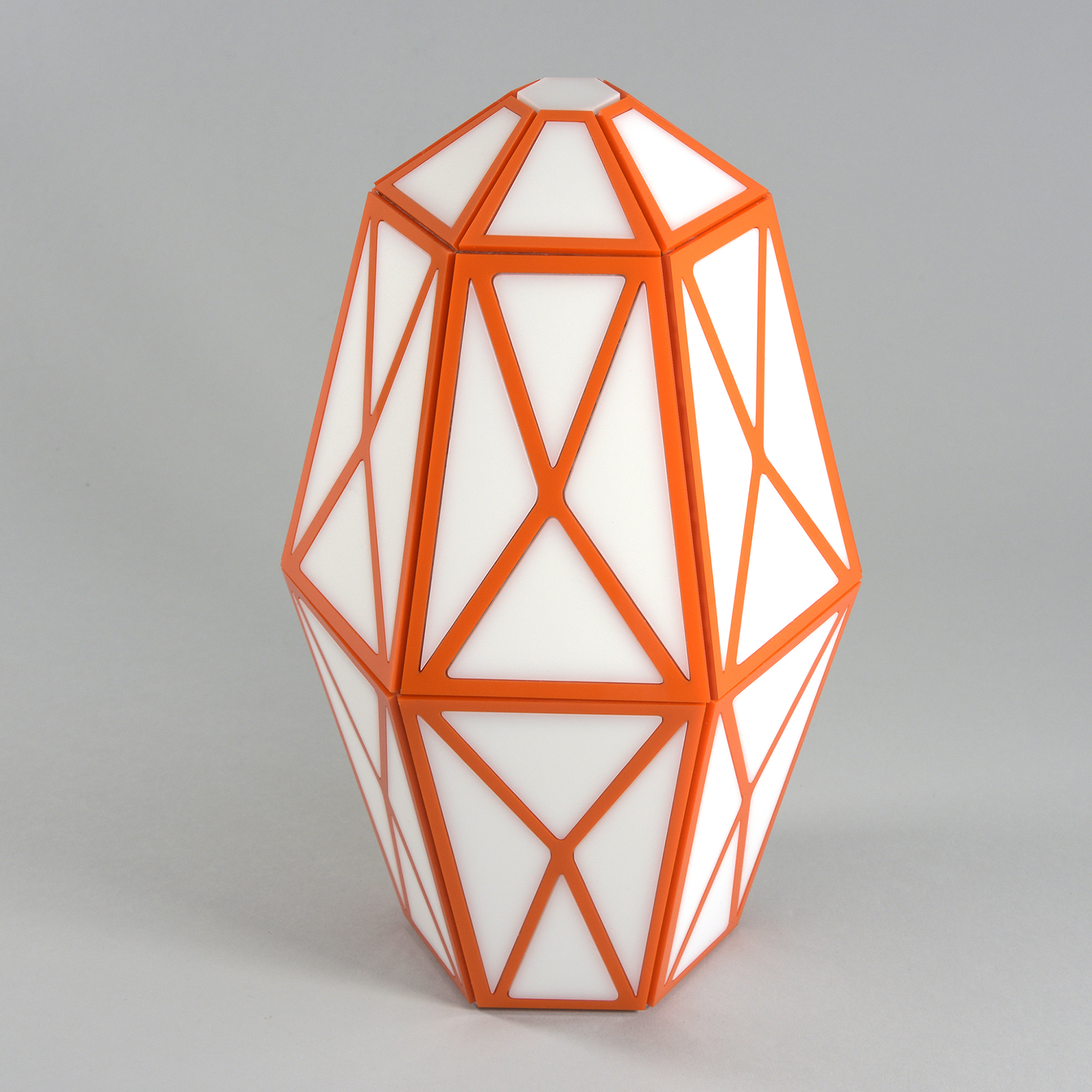 Vase (2017) by Stephen Hendee, sculpture